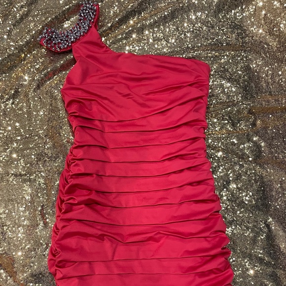 Red dress with zipper on the side -medium - Picture 1 of 2
